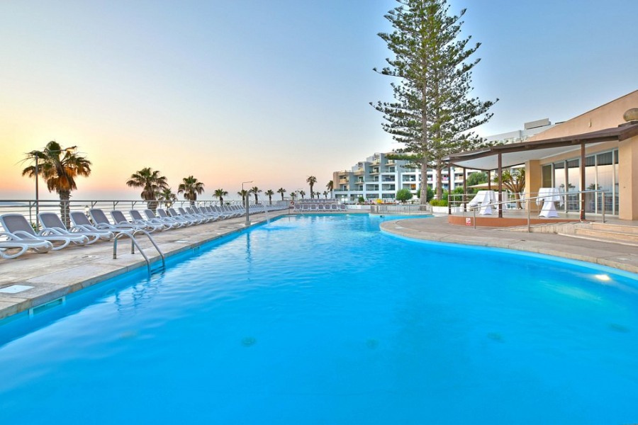 DOUBLE TREE by Hlton 4* (ex DOLMEN HOTEL), 